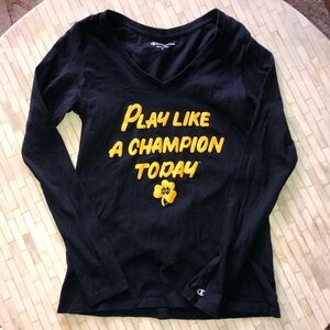 NOTRE DAME PLAY LIKE A CHAMPION TOP